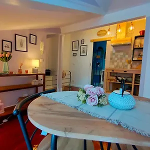 Apartment Casa Shardana, Lissabon