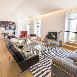 Apartment Lovelystay - Luxury Oasis In Bairro Alto, Lissabon